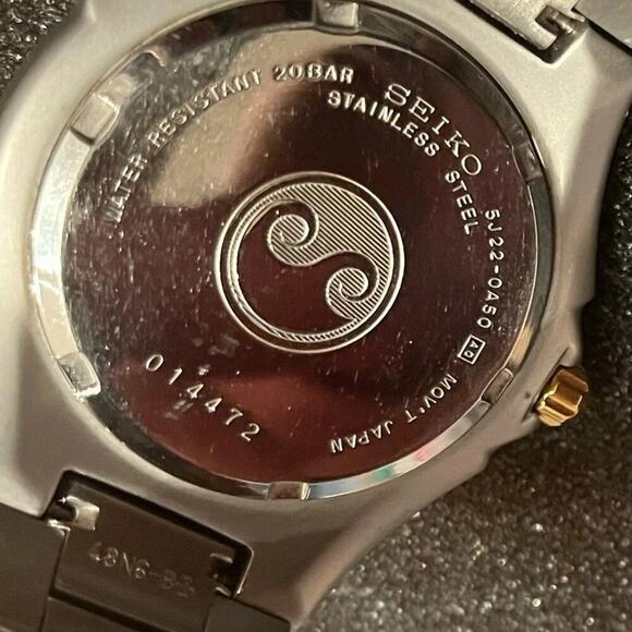 Seiko Kenetic auto relay style #5J22-0A50 with white dial & luminescent markers. - Picture 4 of 5